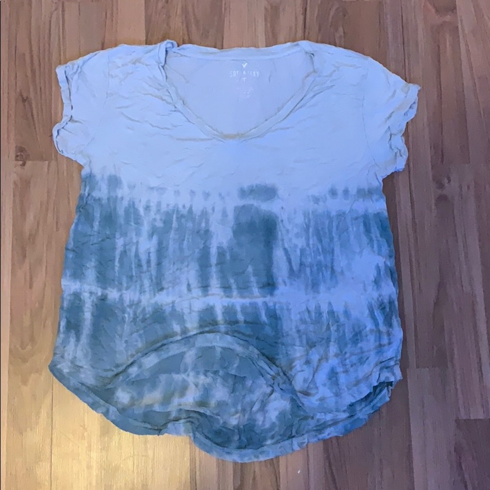 Selling this american eagle soft and sexy t-shirt